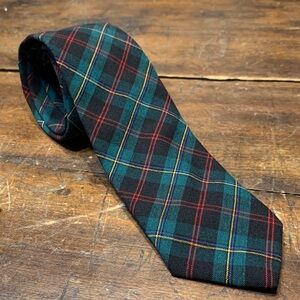 EARLY 90’s PENDLETON 100% VIRGIN WOOL MALCOLM PLAID TARTAN CLAN NECKTIE